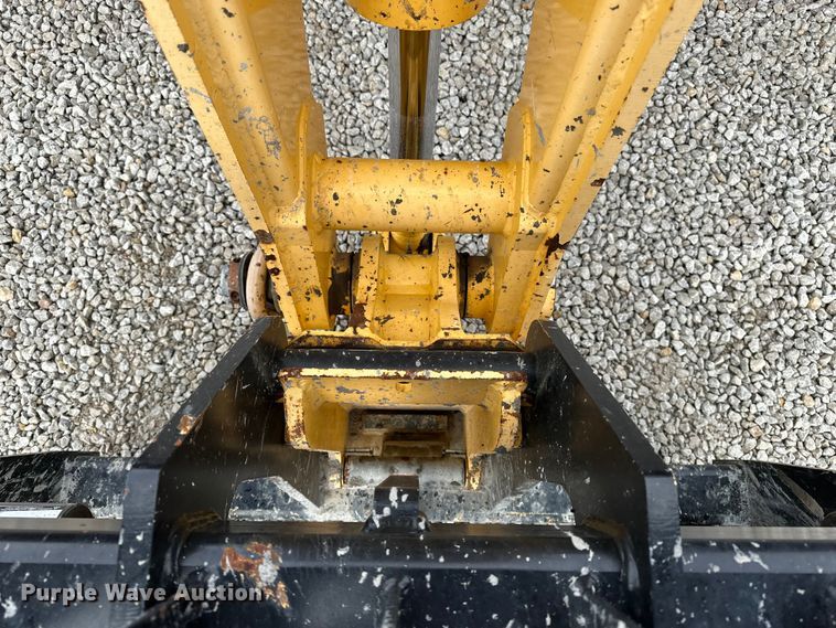 image for item DV0752 Gehl RS8-42 telehandler