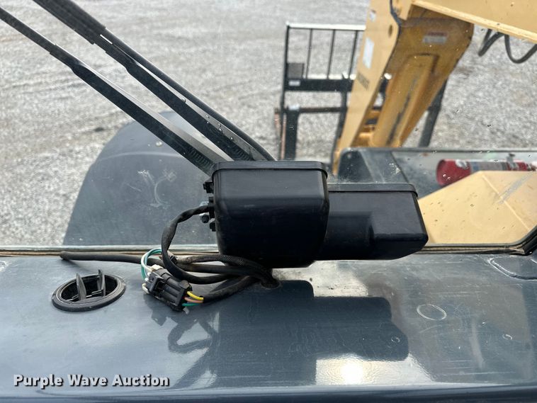 image for item DV0752 Gehl RS8-42 telehandler