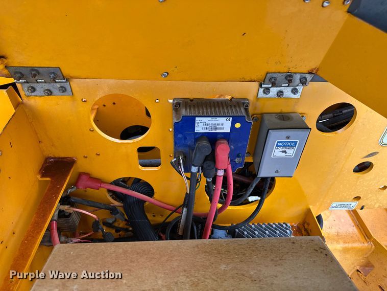 image for item DV0757 2018 Haulotte 3632T boom lift