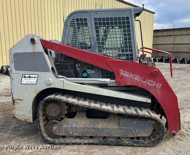 image for item DV0761 2015 Takeuchi TL12 tracked skid steer loader