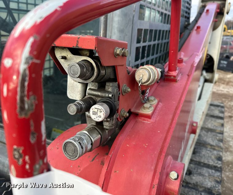 image for item DV0761 2015 Takeuchi TL12 tracked skid steer loader
