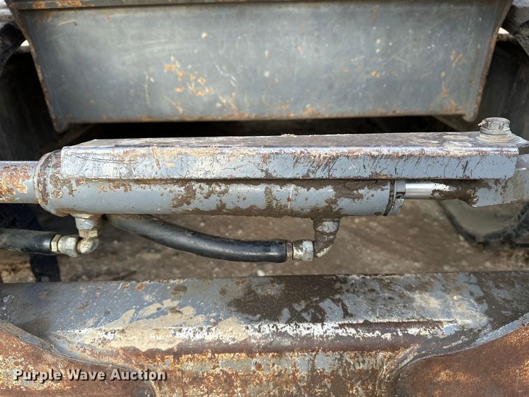 image for item DV0761 2015 Takeuchi TL12 tracked skid steer loader