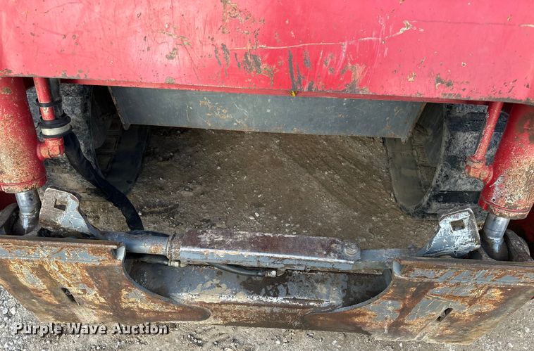 image for item DV0761 2015 Takeuchi TL12 tracked skid steer loader