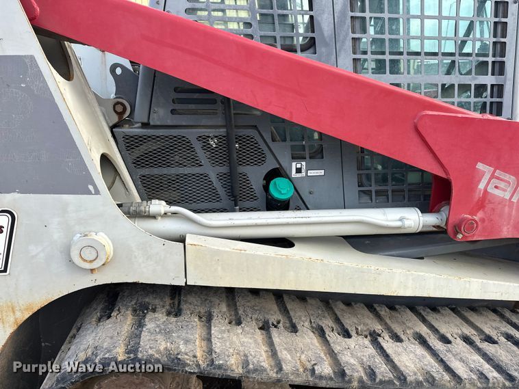 image for item DV0761 2015 Takeuchi TL12 tracked skid steer loader