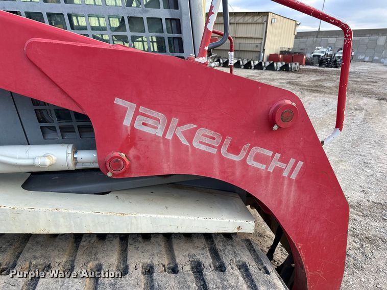 image for item DV0761 2015 Takeuchi TL12 tracked skid steer loader