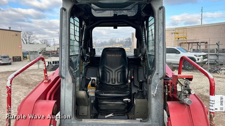 image for item DV0761 2015 Takeuchi TL12 tracked skid steer loader