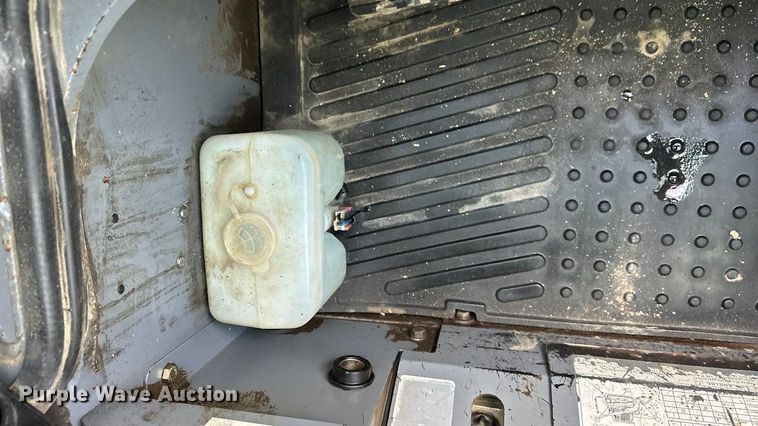 image for item DV0761 2015 Takeuchi TL12 tracked skid steer loader