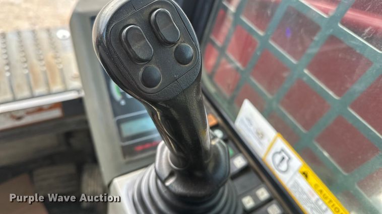 image for item DV0761 2015 Takeuchi TL12 tracked skid steer loader