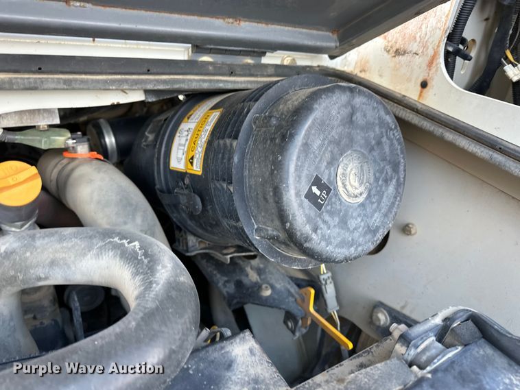 image for item DV0761 2015 Takeuchi TL12 tracked skid steer loader