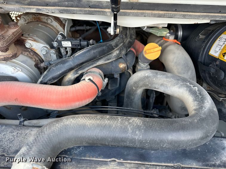 image for item DV0761 2015 Takeuchi TL12 tracked skid steer loader