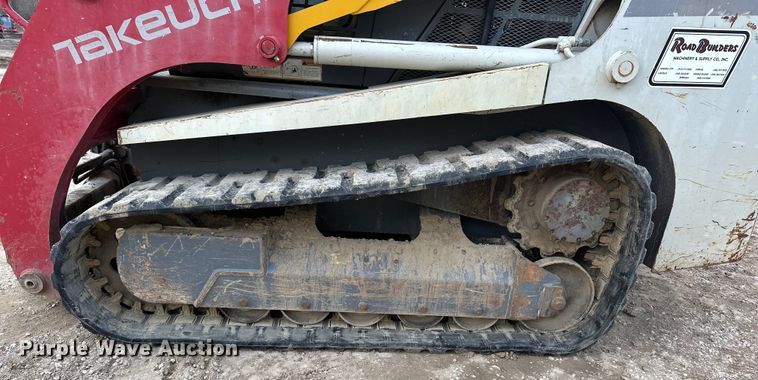 image for item DV0761 2015 Takeuchi TL12 tracked skid steer loader