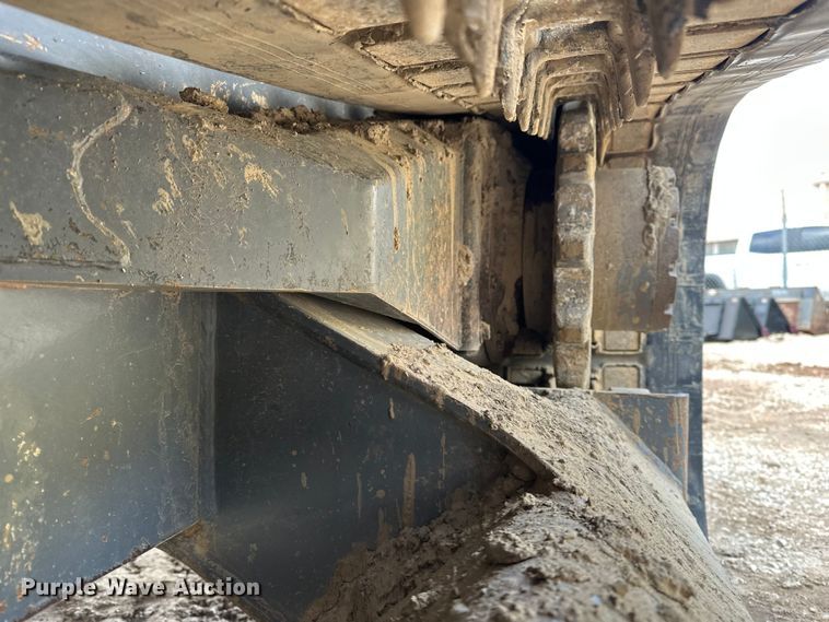 image for item DV0761 2015 Takeuchi TL12 tracked skid steer loader