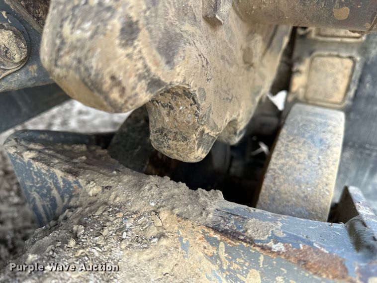 image for item DV0761 2015 Takeuchi TL12 tracked skid steer loader