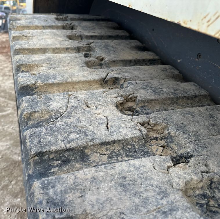 image for item DV0761 2015 Takeuchi TL12 tracked skid steer loader