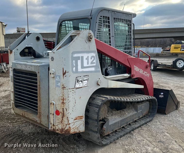 image for item DV0762 2013 Takeuchi TL12 tracked skid steer loader