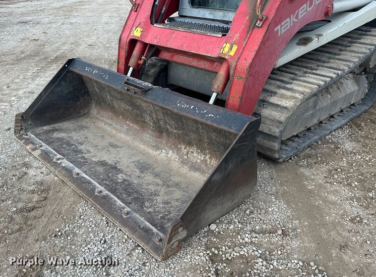 image for item DV0762 2013 Takeuchi TL12 tracked skid steer loader
