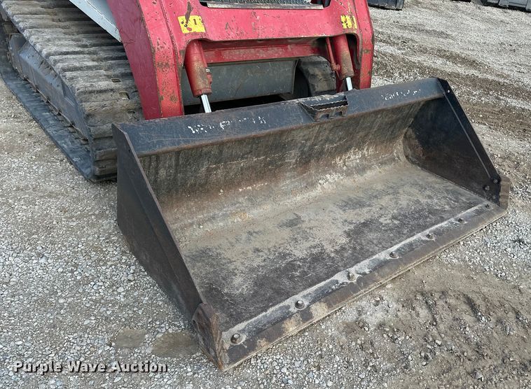 image for item DV0762 2013 Takeuchi TL12 tracked skid steer loader