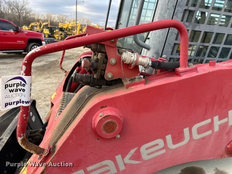 image for item DV0762 2013 Takeuchi TL12 tracked skid steer loader