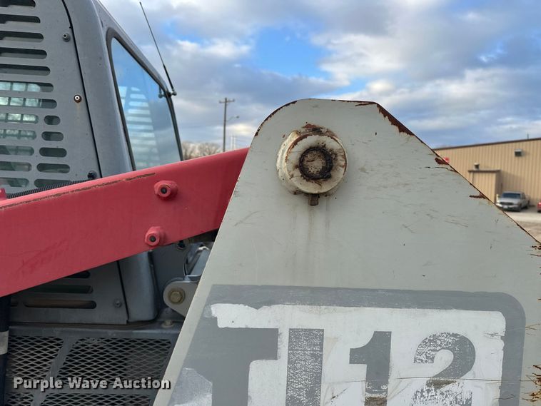 image for item DV0762 2013 Takeuchi TL12 tracked skid steer loader