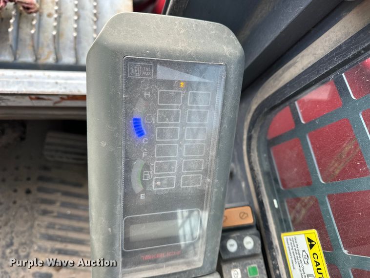 image for item DV0762 2013 Takeuchi TL12 tracked skid steer loader