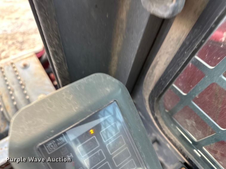 image for item DV0762 2013 Takeuchi TL12 tracked skid steer loader