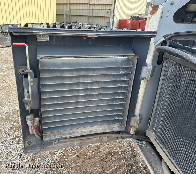 image for item DV0762 2013 Takeuchi TL12 tracked skid steer loader