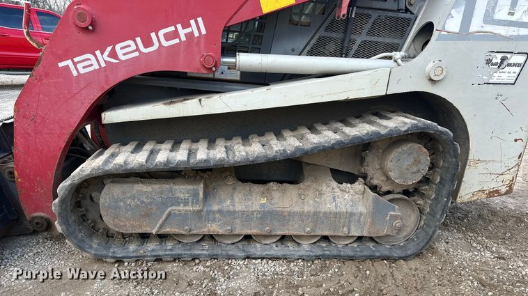 image for item DV0762 2013 Takeuchi TL12 tracked skid steer loader