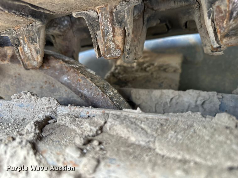 image for item DV0762 2013 Takeuchi TL12 tracked skid steer loader