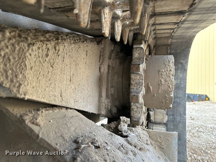 image for item DV0762 2013 Takeuchi TL12 tracked skid steer loader