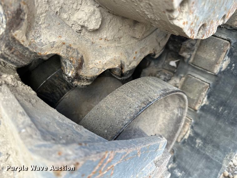 image for item DV0762 2013 Takeuchi TL12 tracked skid steer loader