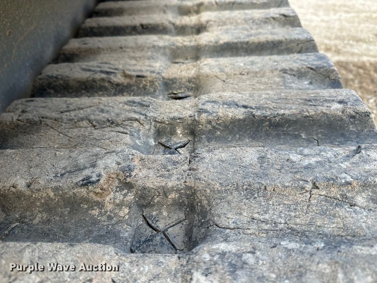 image for item DV0762 2013 Takeuchi TL12 tracked skid steer loader