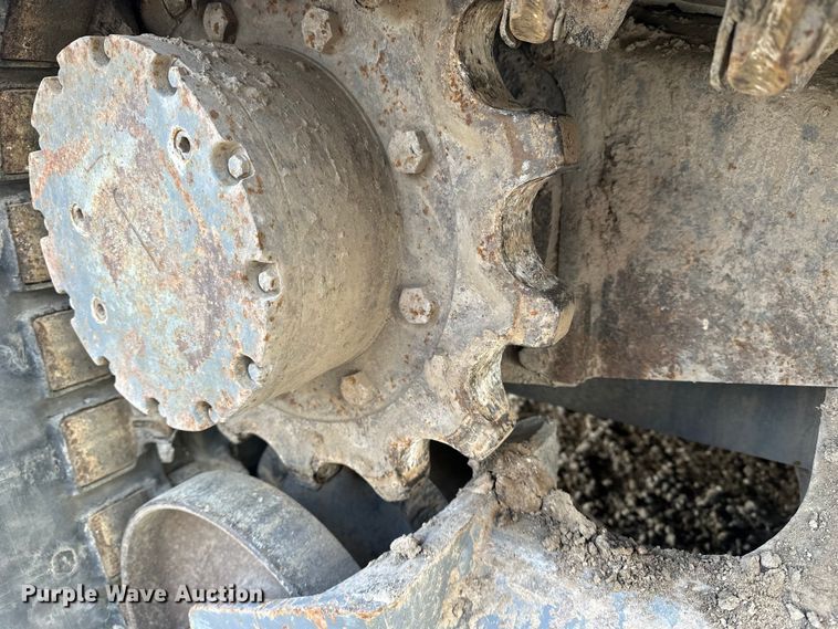 image for item DV0762 2013 Takeuchi TL12 tracked skid steer loader