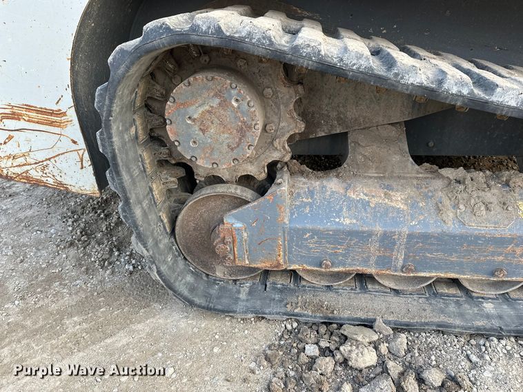 image for item DV0762 2013 Takeuchi TL12 tracked skid steer loader