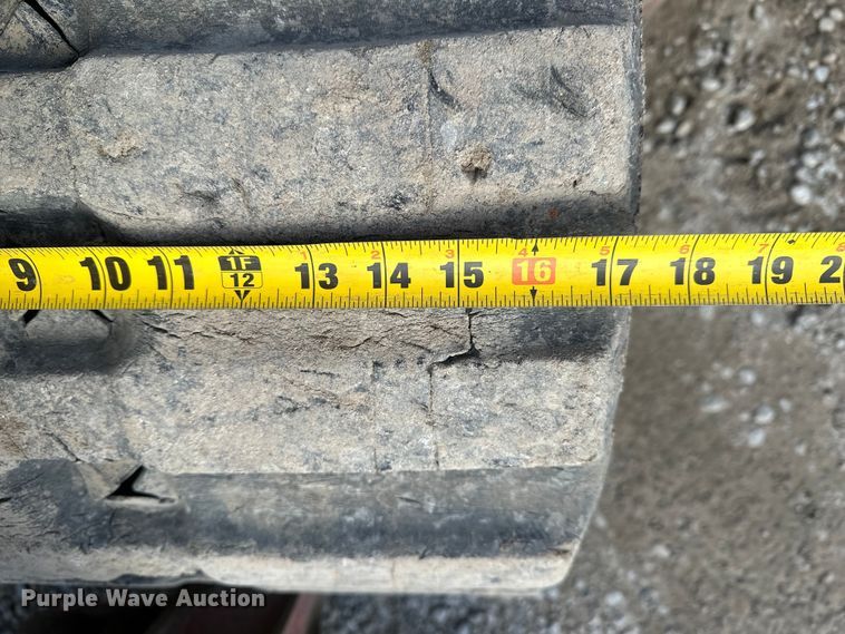 image for item DV0762 2013 Takeuchi TL12 tracked skid steer loader