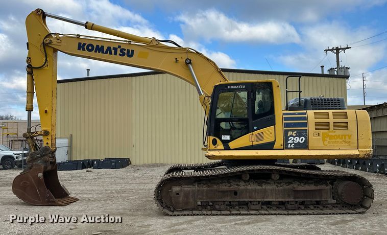 image for item DV0764 2019 Komatsu PC290LC-11 excavator