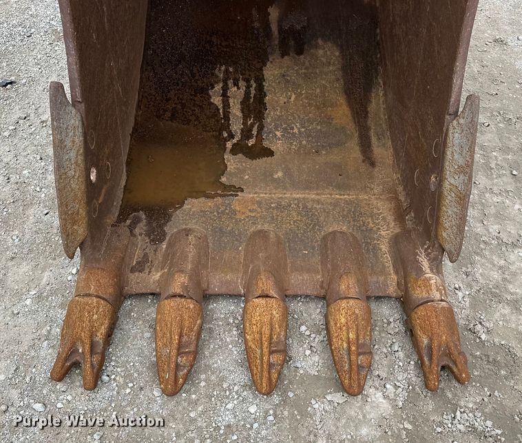 image for item DV0764 2019 Komatsu PC290LC-11 excavator