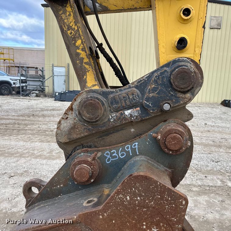 image for item DV0764 2019 Komatsu PC290LC-11 excavator
