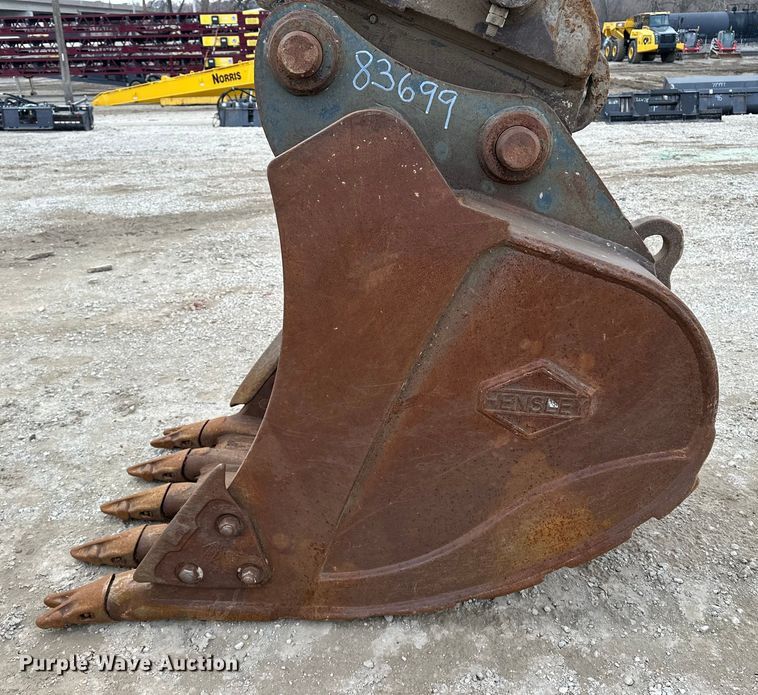 image for item DV0764 2019 Komatsu PC290LC-11 excavator