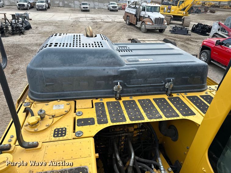image for item DV0764 2019 Komatsu PC290LC-11 excavator