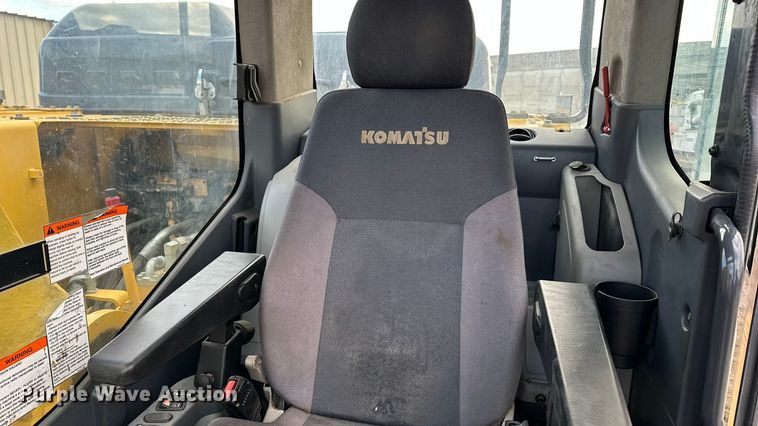 image for item DV0764 2019 Komatsu PC290LC-11 excavator