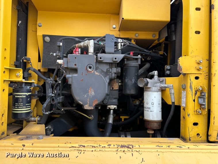 image for item DV0764 2019 Komatsu PC290LC-11 excavator