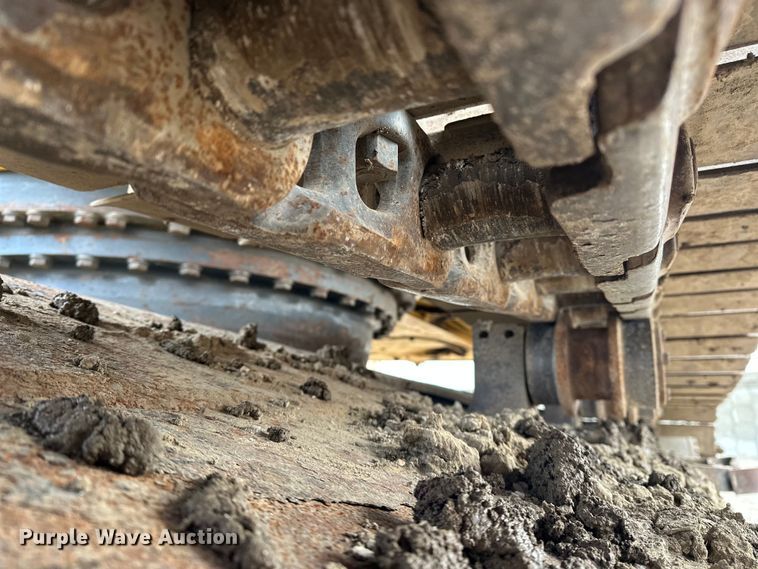 image for item DV0764 2019 Komatsu PC290LC-11 excavator