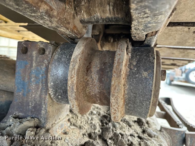 image for item DV0764 2019 Komatsu PC290LC-11 excavator