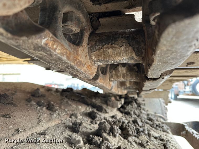 image for item DV0764 2019 Komatsu PC290LC-11 excavator