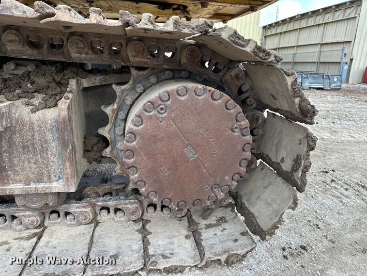 image for item DV0764 2019 Komatsu PC290LC-11 excavator