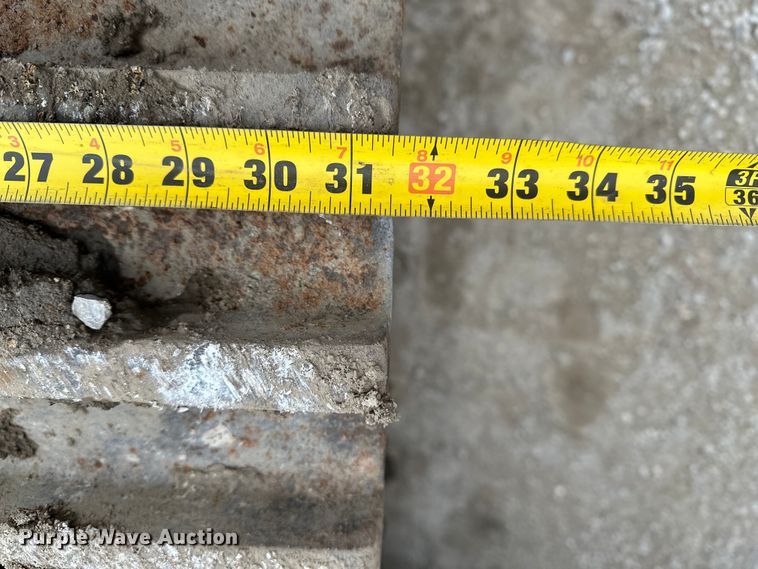 image for item DV0764 2019 Komatsu PC290LC-11 excavator