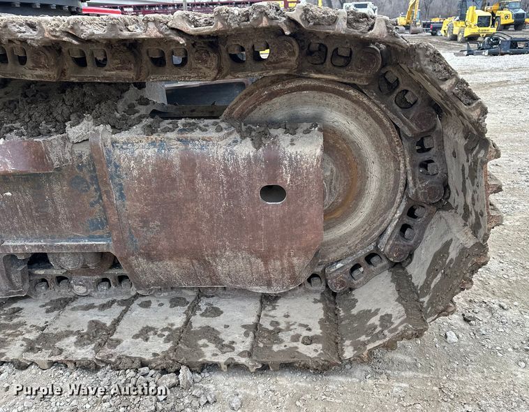 image for item DV0764 2019 Komatsu PC290LC-11 excavator