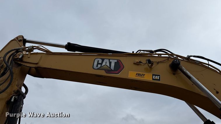 image for item DW3376 2022 Caterpillar 325 excavator