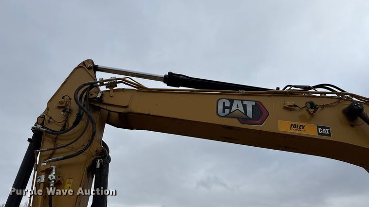 image for item DW3376 2022 Caterpillar 325 excavator