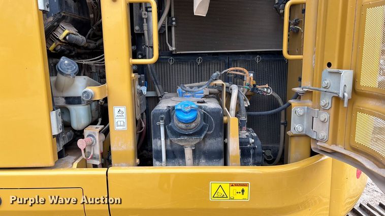 image for item DW3376 2022 Caterpillar 325 excavator